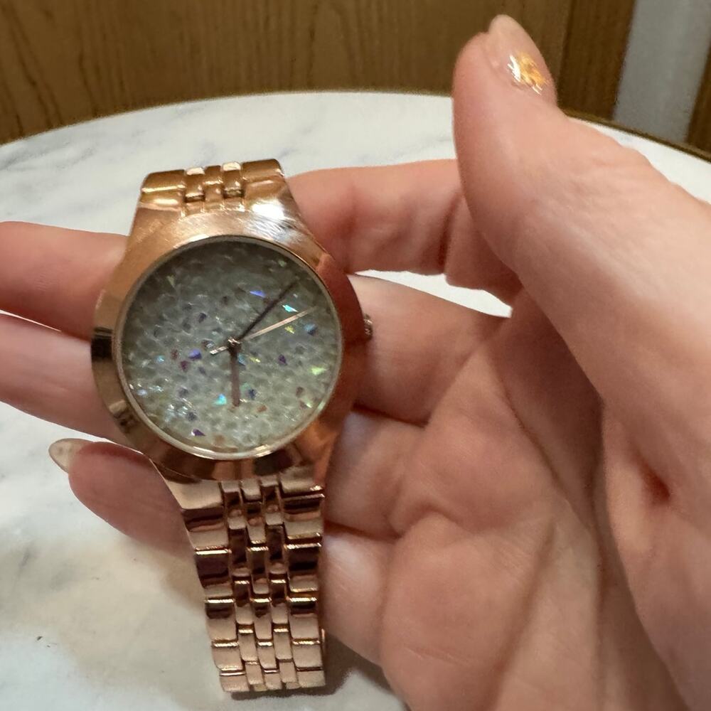 Accutime crystal watch